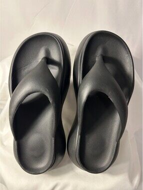 Solid Black Thick-soled Flip-flops Summer Fashion Thong Sandals Sz 38-39/7.5-8
